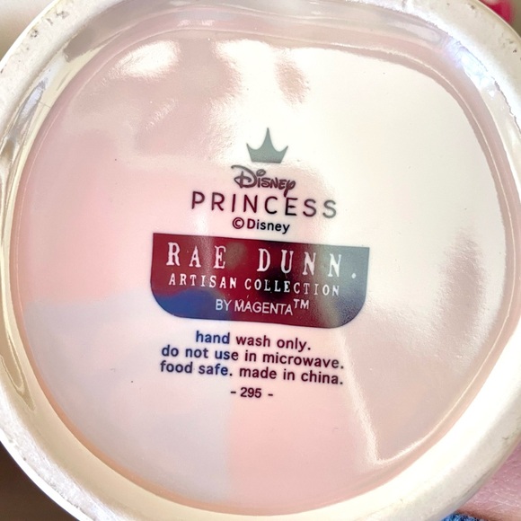 Disney PRINCESS CINDERELLA BIG Mug RAE DUNN ARTISAN COLLECTION BY MAGENTA NWT - Picture 8 of 10